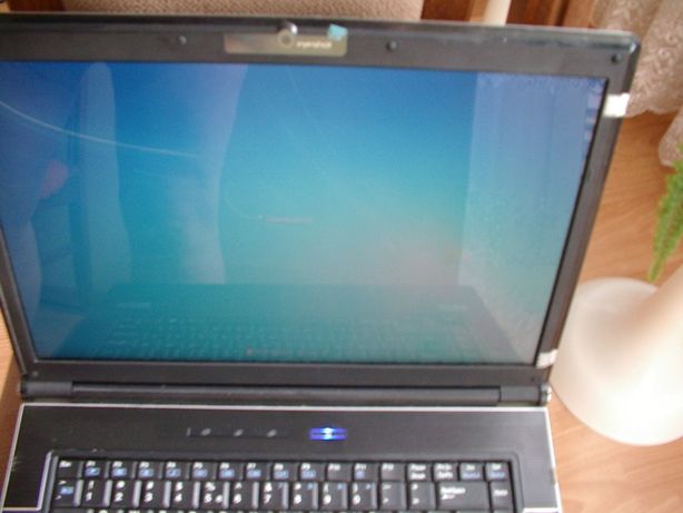Laptop Zepto M865TUU