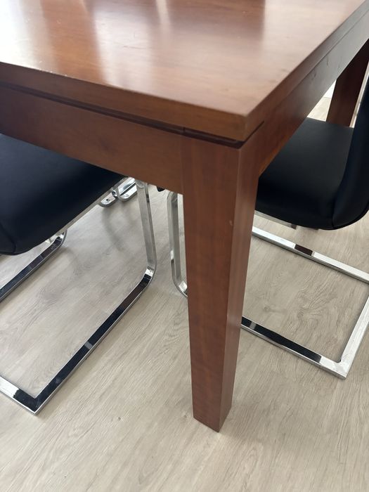 Mesa de jantar Cerne em cerejeira