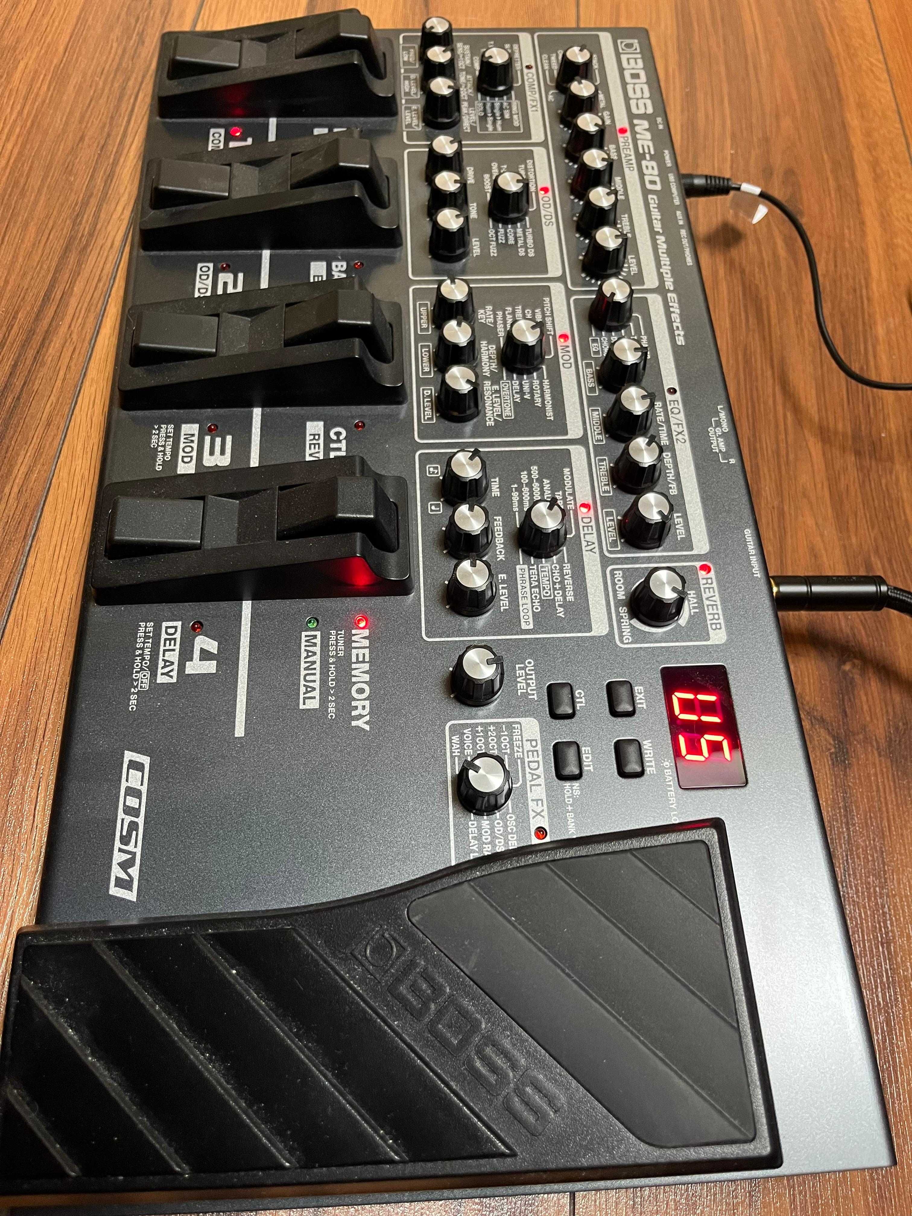 Multiefekt Gitarowy Boss-ME80, Efekt Gitarowy