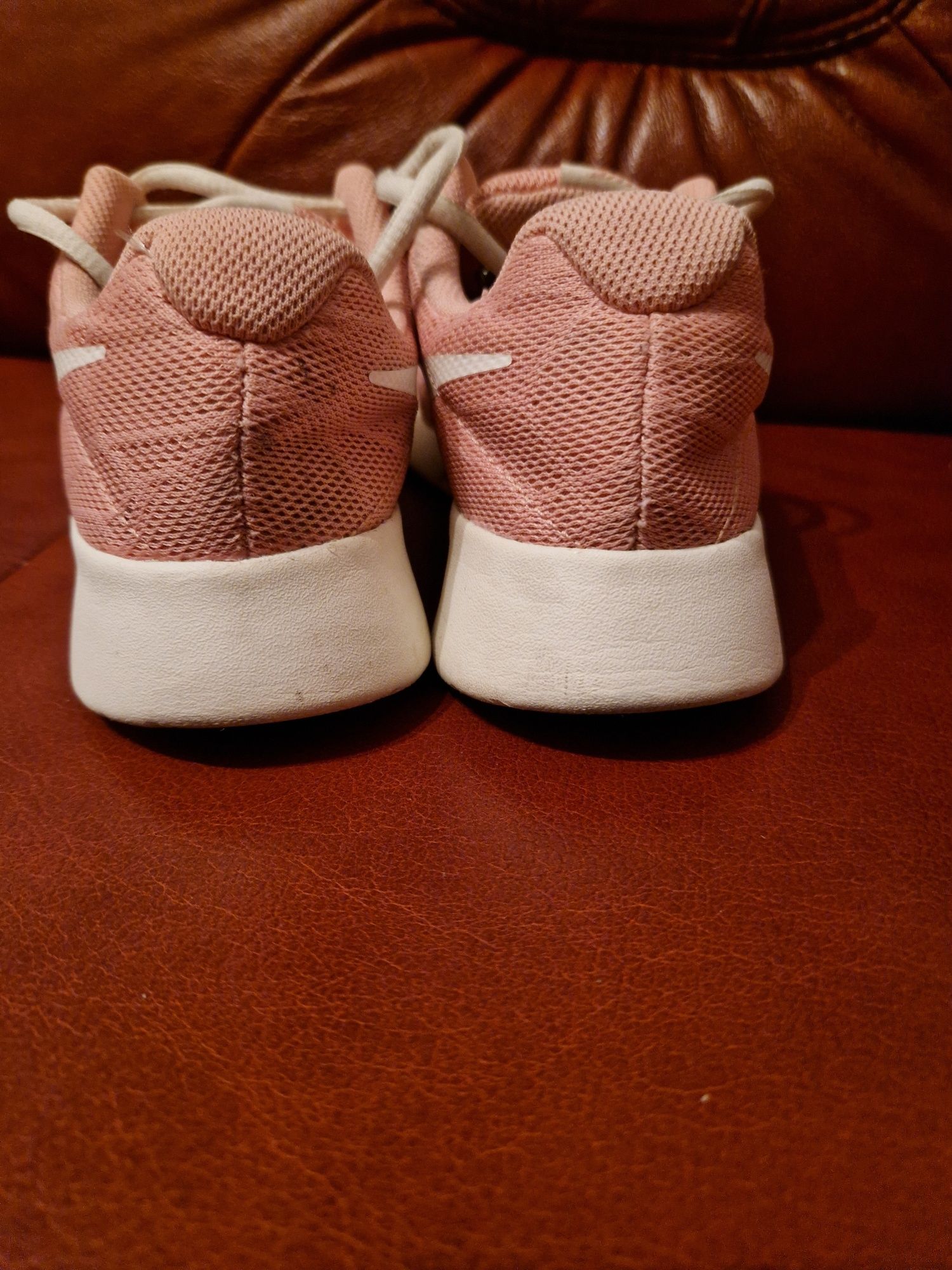 Buty Nike Tanjun Se r 36