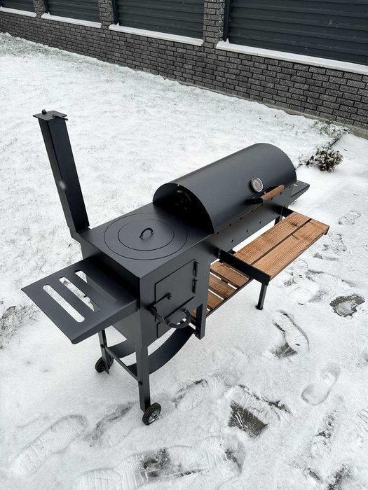 Довговічний мангал з пічкою, колесами, кришкою, термометром, решіткою