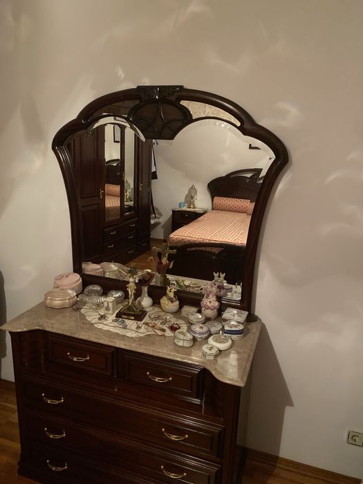 Quarto de dormir completo clássico sem colchão