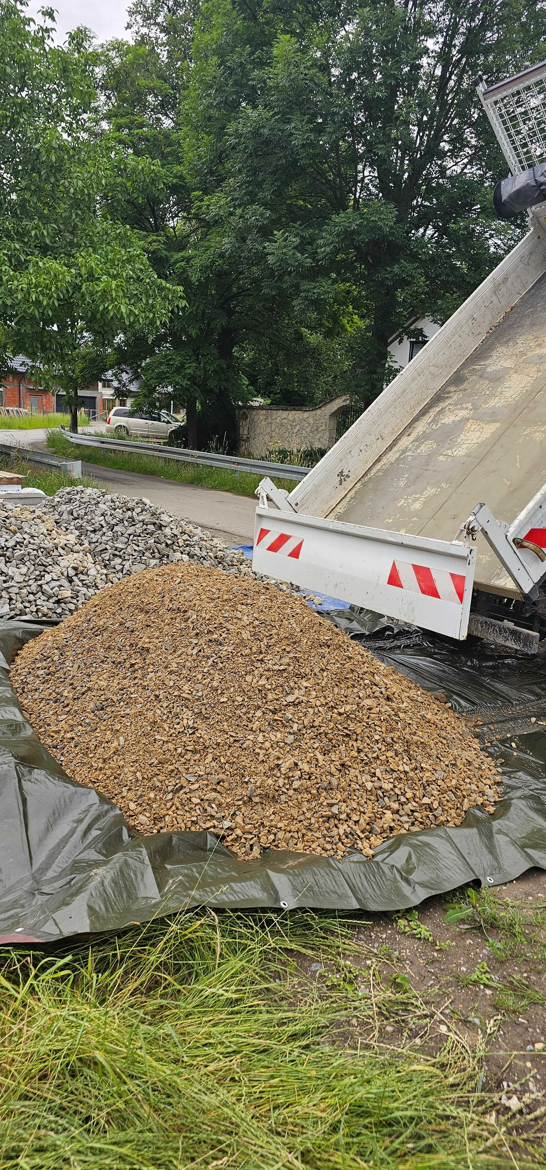 Kora Sosnowa  Piasek Kruszywa Kliniec Tłuczen Ziemia Ogrodowa