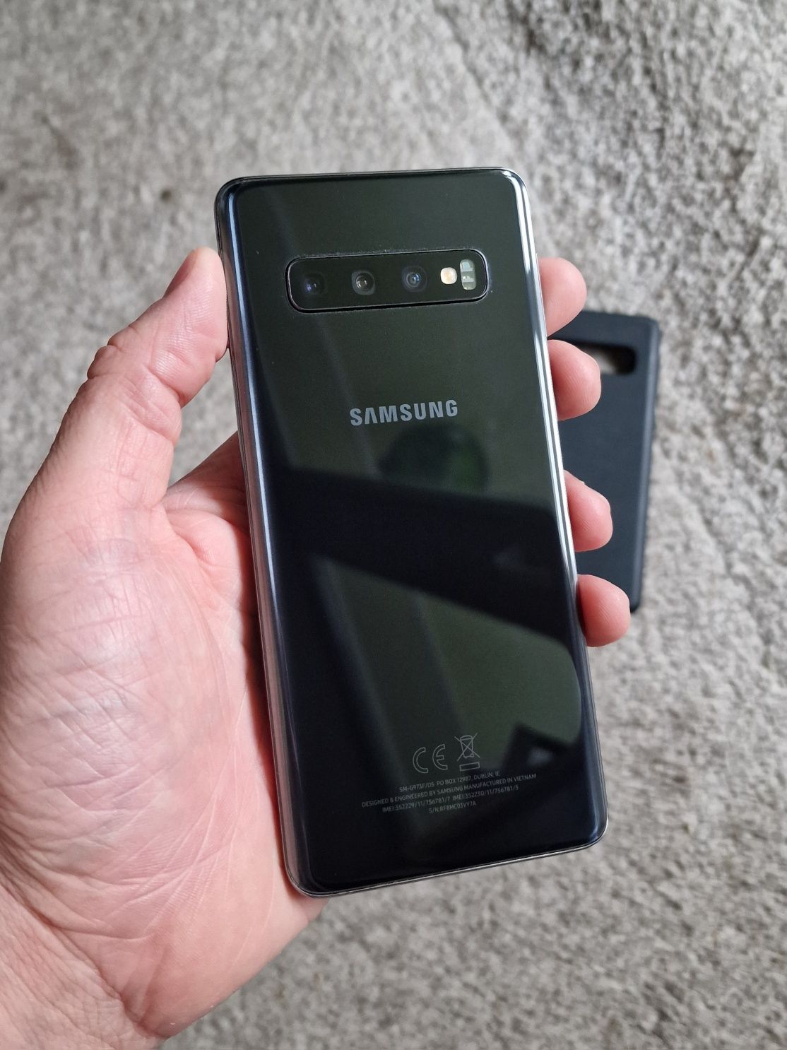 Samsung S10 8/128Gb Duos (SM-G973F/ds)