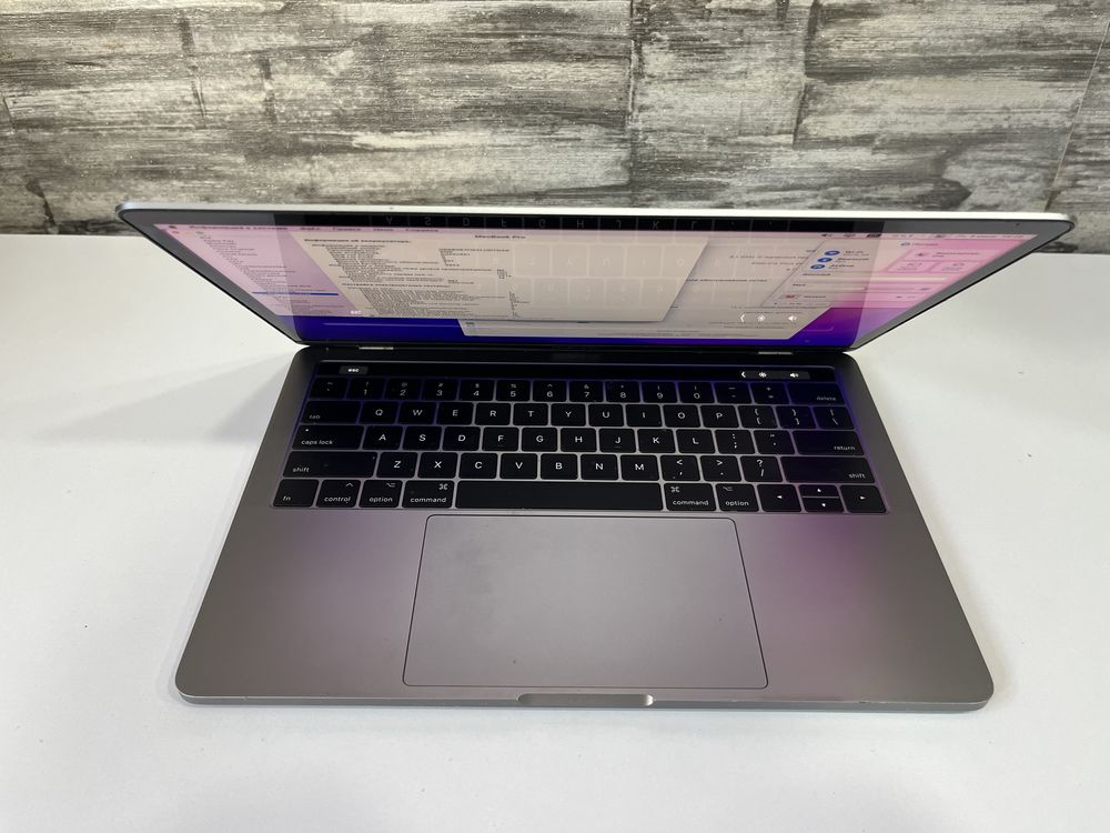 macbook pro 2017 touchbar