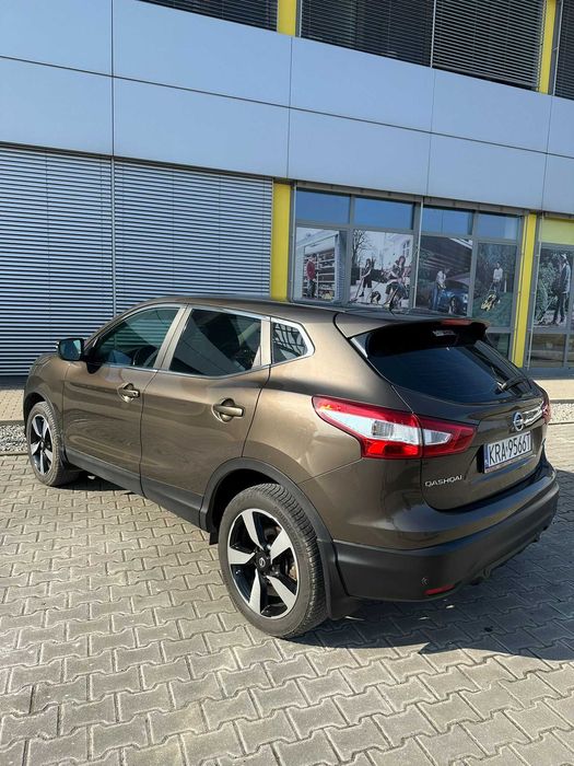 NISSAN QASHQAI 1.5 / niski przebieg