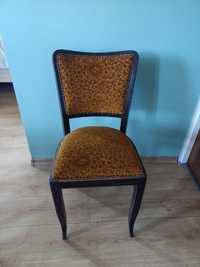 Stare krzesło tapicerowane