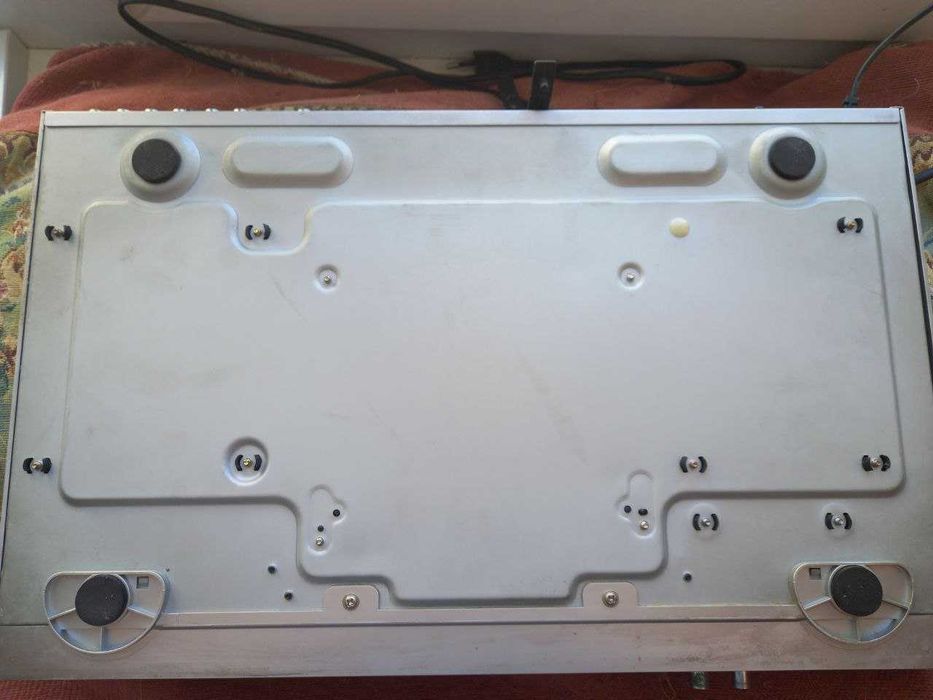 Продам старий двд плеєр