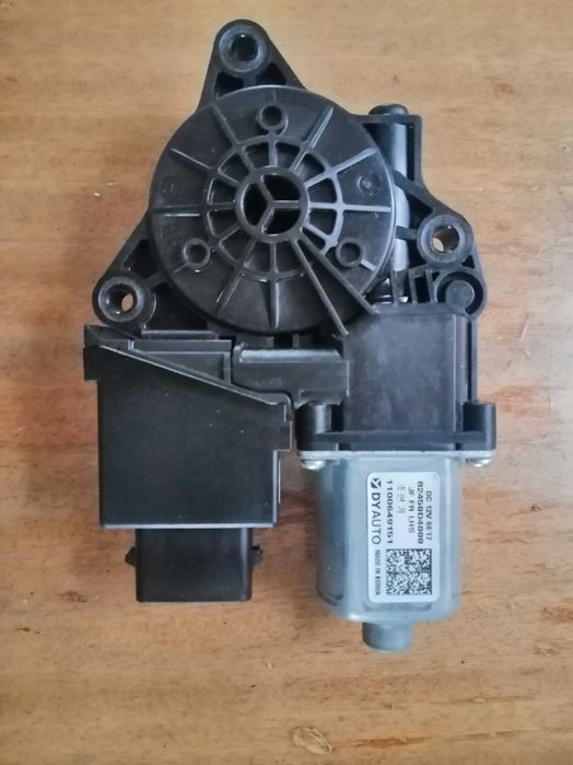 Продам моторчик стеклопiдйомника КIA Optima/K5