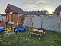 Domek,huśtawka,stolik dla dzieci