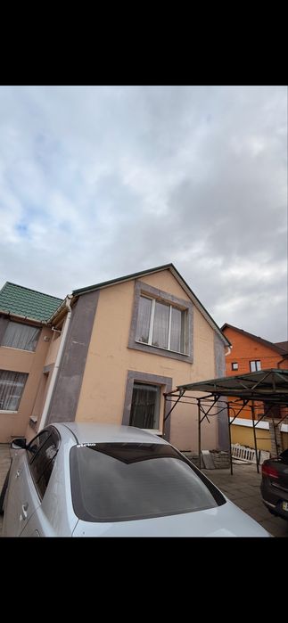 Дом в Ямбурге со своим берегом