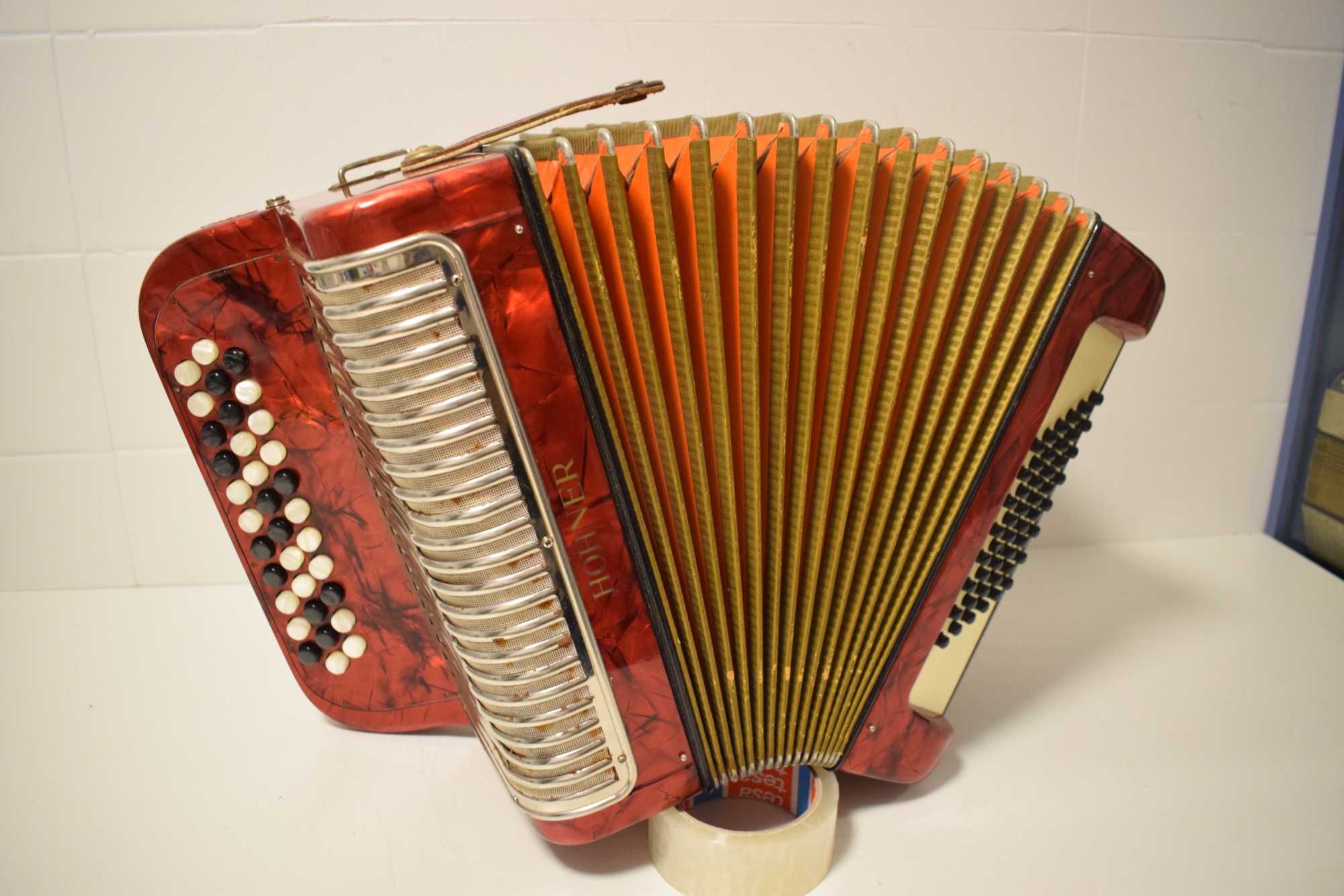 Acordeao Hohner Amati 2 Voz 48 Baixos, N 012