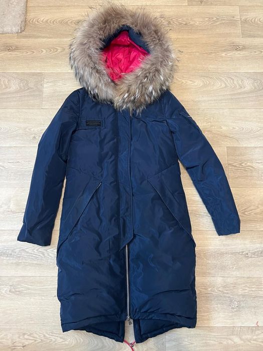 Пуховик жіночий Vo-Tarun розмір S 42. Натуральне хутро.
