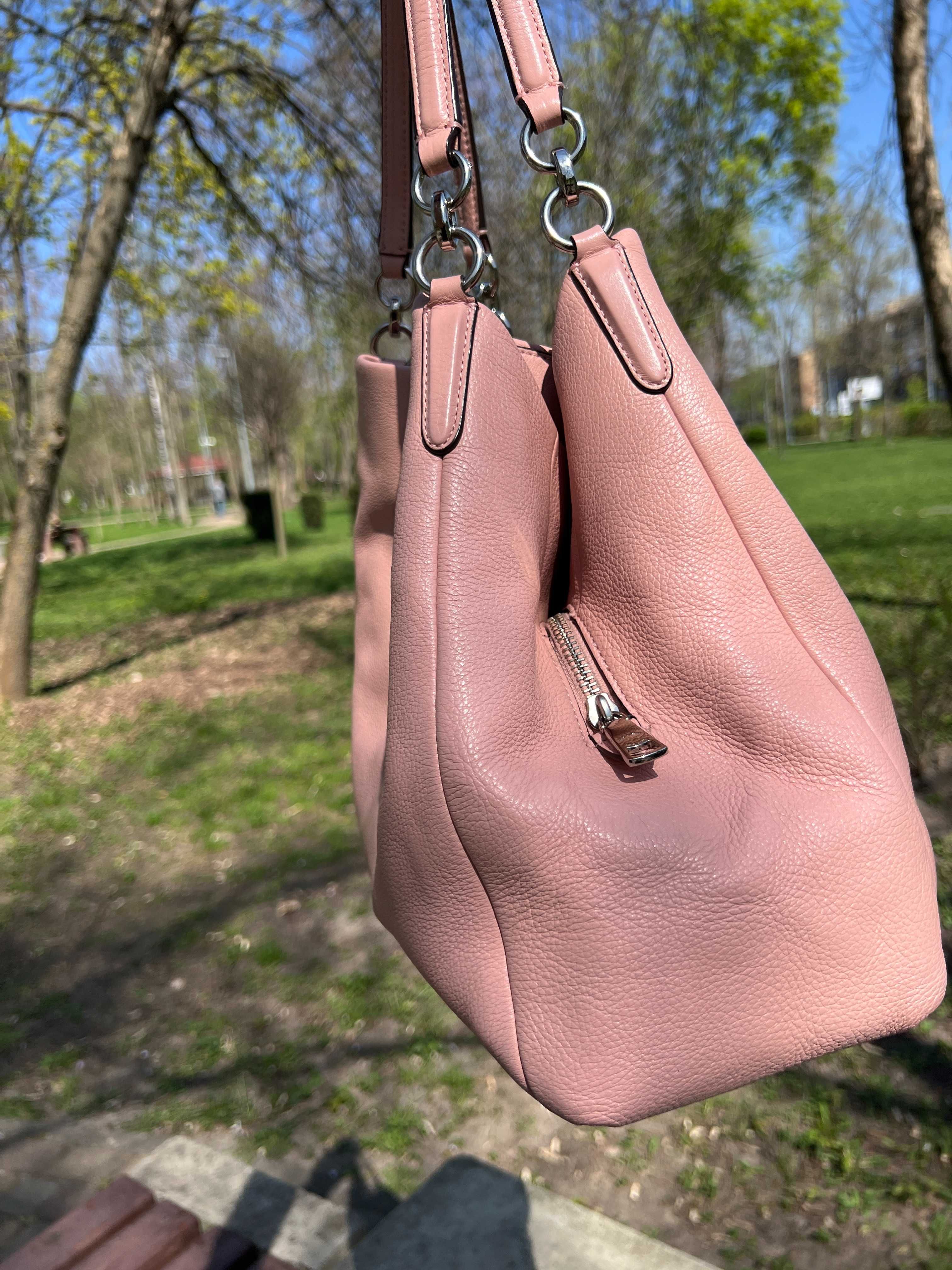 Сумка Coach Edie 31 Refined Pebble Leather Shoulder Bag Blush Рожева