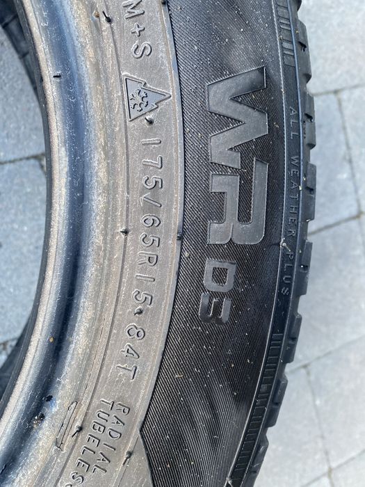 Резина шини Nokian 175/65 R15 4 мм