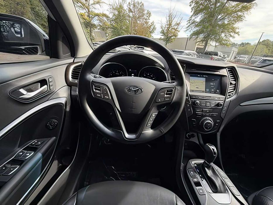 Hyundai Santa Fe      2017