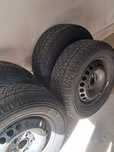 Pneus Michelin 235/60/16