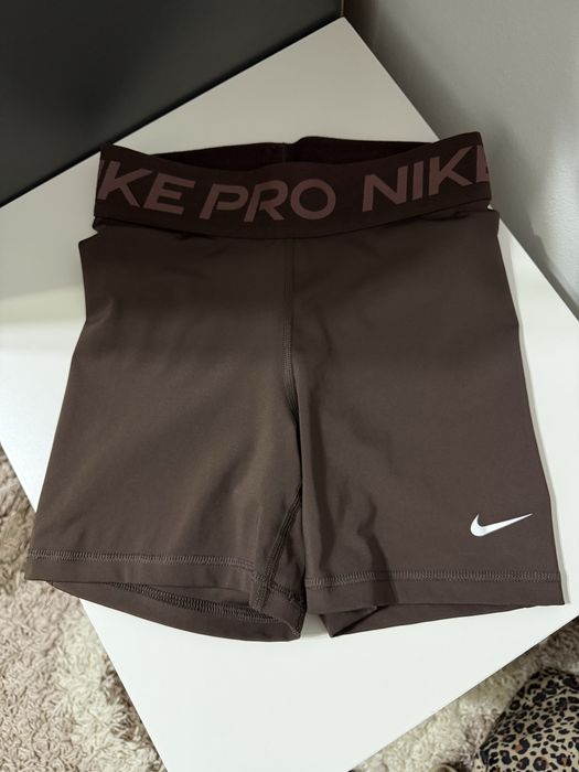 Шорти - фірми Nike