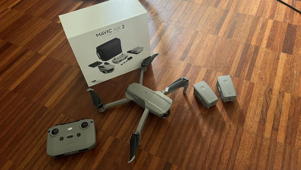 Dron Dji Mavic Air 2 - fly more combo. Niski nalot