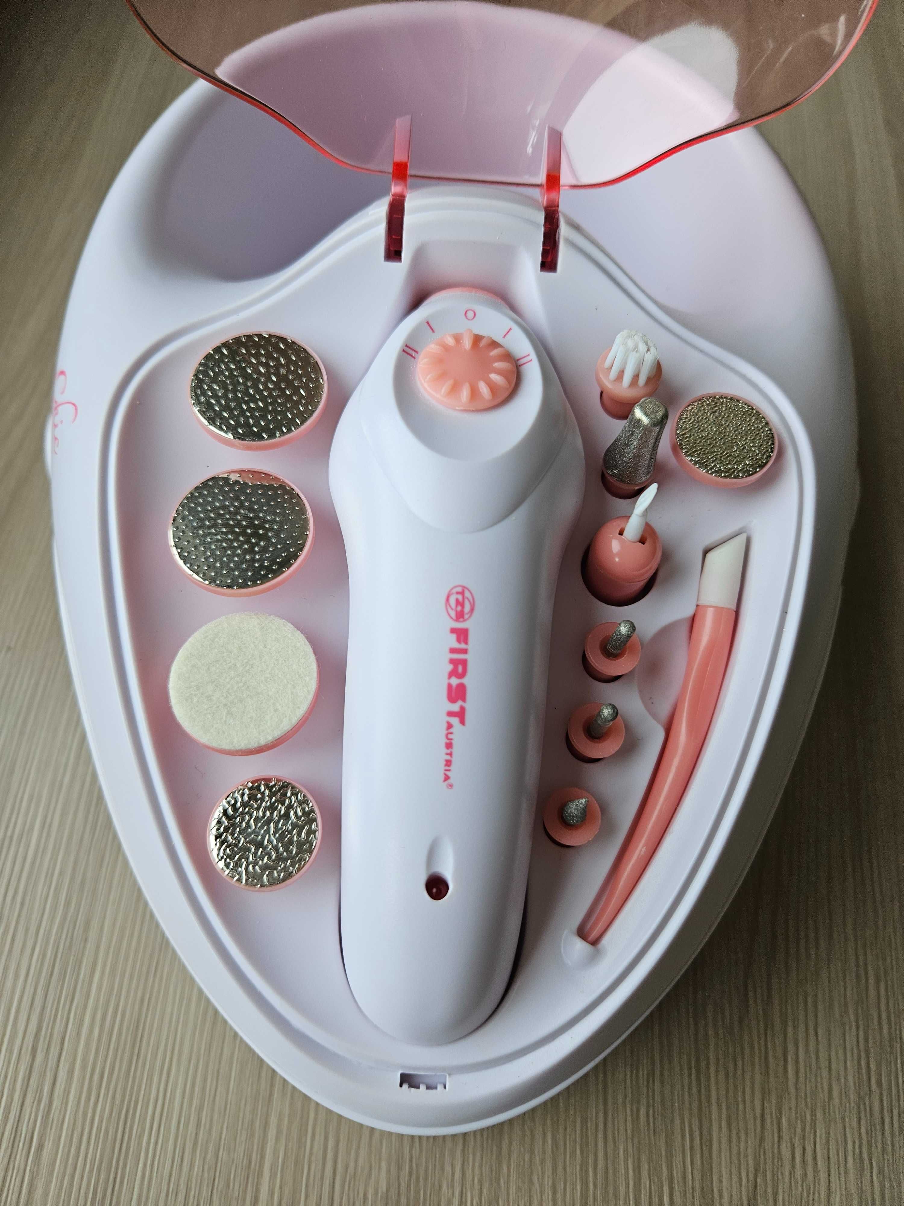 Zestaw do manicure i pedicure FA-8186 First Austria