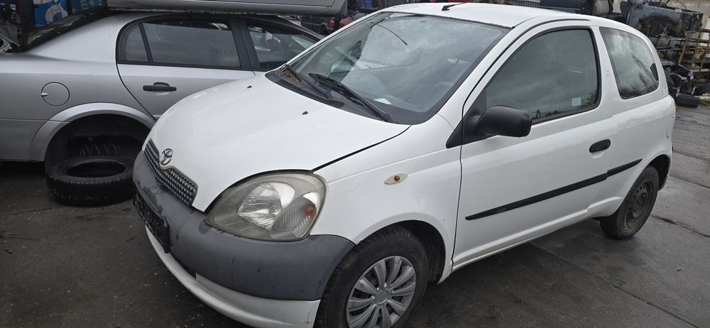 Silnik 1,0 Toyota Yaris I 2002r zderzak lampa klapa maska części