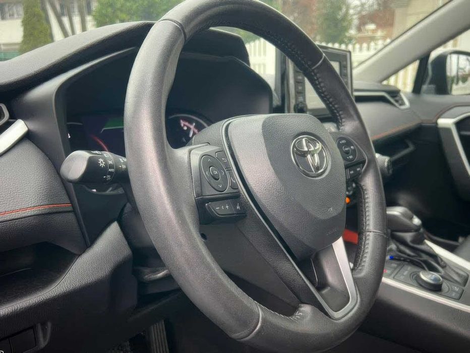 Toyota RAV4 Adventure      2022