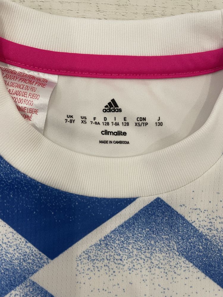 Футболка adidas