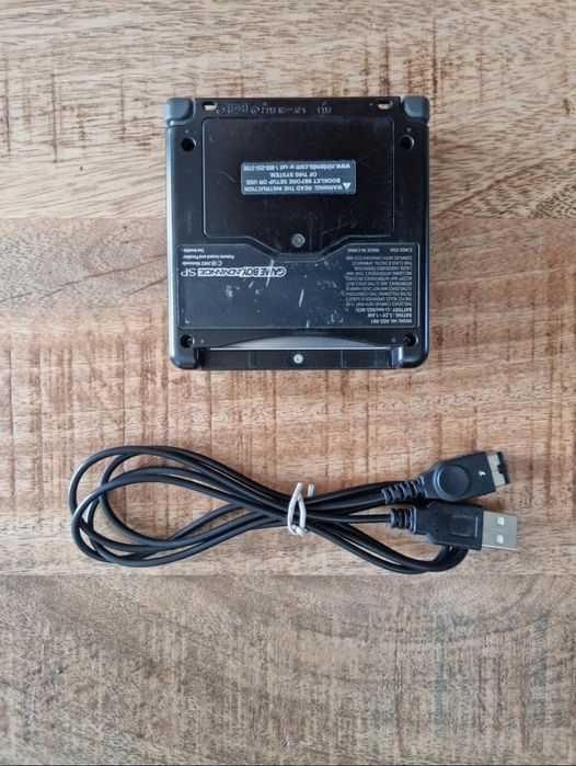 Nintendo Game Boy Advance SP