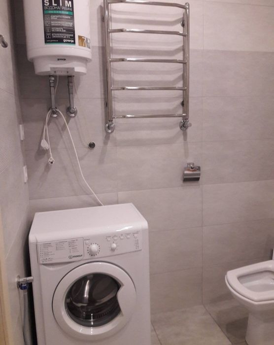 Супер !!! Сдам 1 кв ЖК Ньютона Новые Дома 9000 гр.