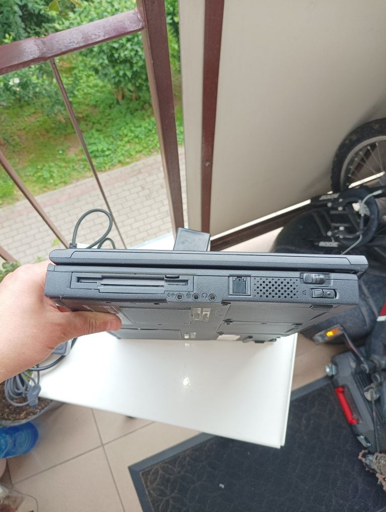 Laptop Dell Inspiron 5000e