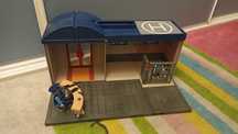 Playmobil City Action 5689 Przenośny komisariat policji