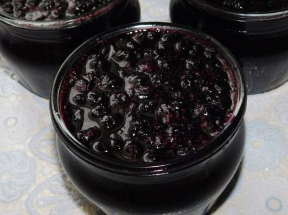 Чорниця у власному соці