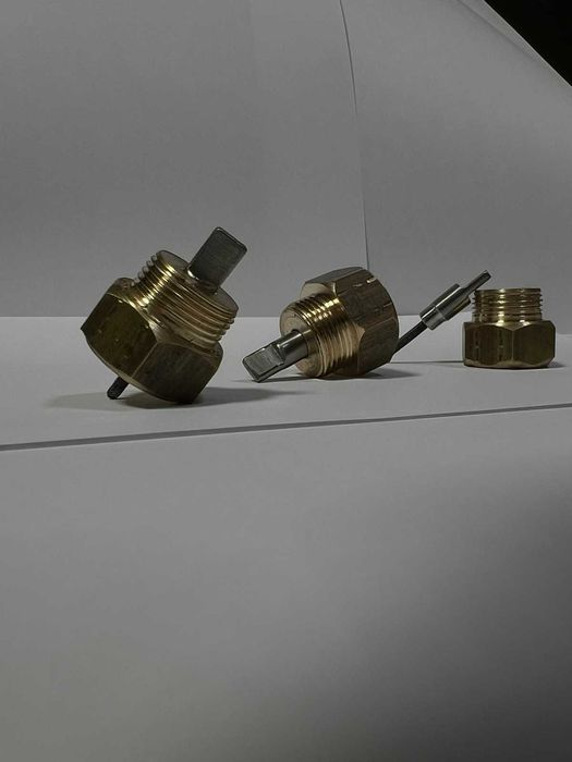 Перехідник на датчик швидкості до тахографа