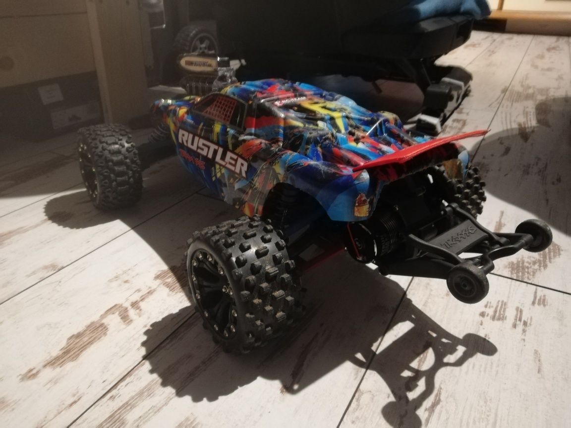 Traxxas rustler 2wd hobbywing MAX10 sct 120a ezrun 3660sl