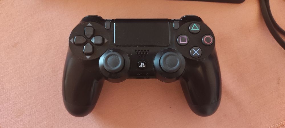 PlayStation 4 Slim 1TB + FIFA 20 (Com a Caixa)