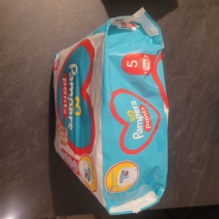 Pieluchy Pampers Pants 5, 28 sztuk 12-17 kg