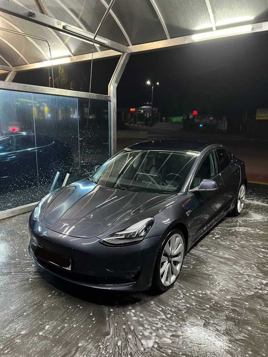 Tesla Model 3 | 500км  | Електромобіль | Оренда або робота в таксі