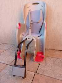 Дитяче велосипедне крісло TILLY Maxi T-831/1 3х точкові ремені 12-22кг