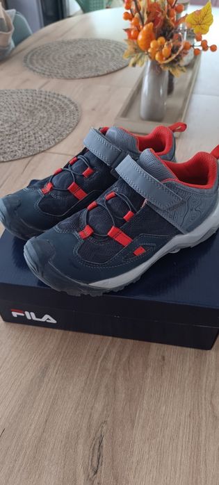 Sprzedam buty trekkingowe quechua