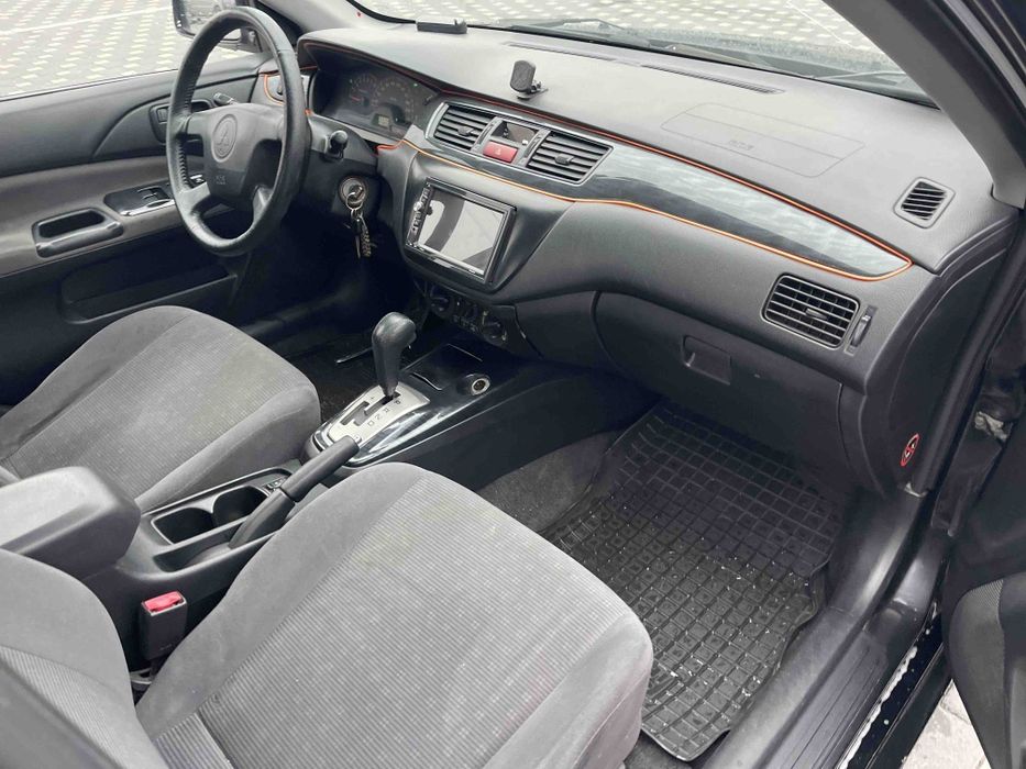 Mitsubishi Lancer 9 1.6 Газ Автомат