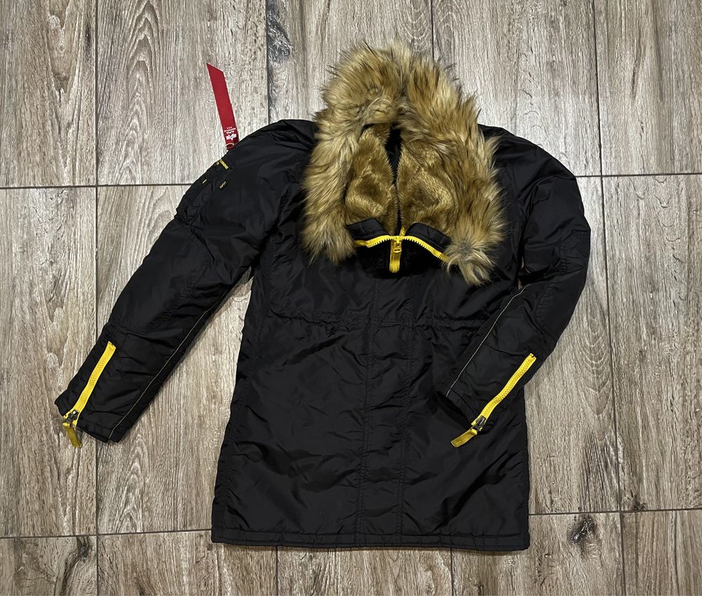 Damska Kurtka Parka Zimowa ALPHA INDUSTRIES EXPLORER r Medium