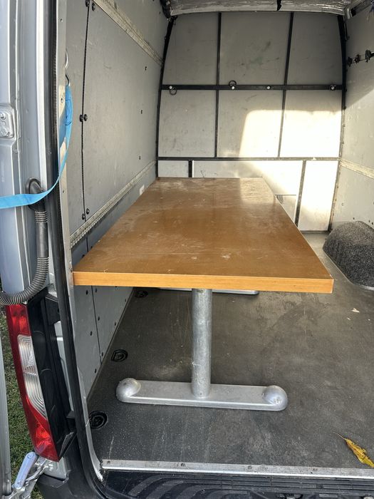 Стіл в гарному стані 74/75/160