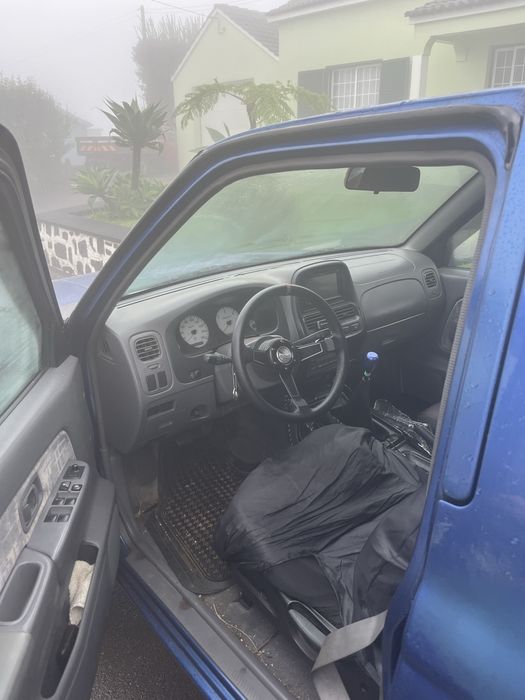 Nissan Navara D22