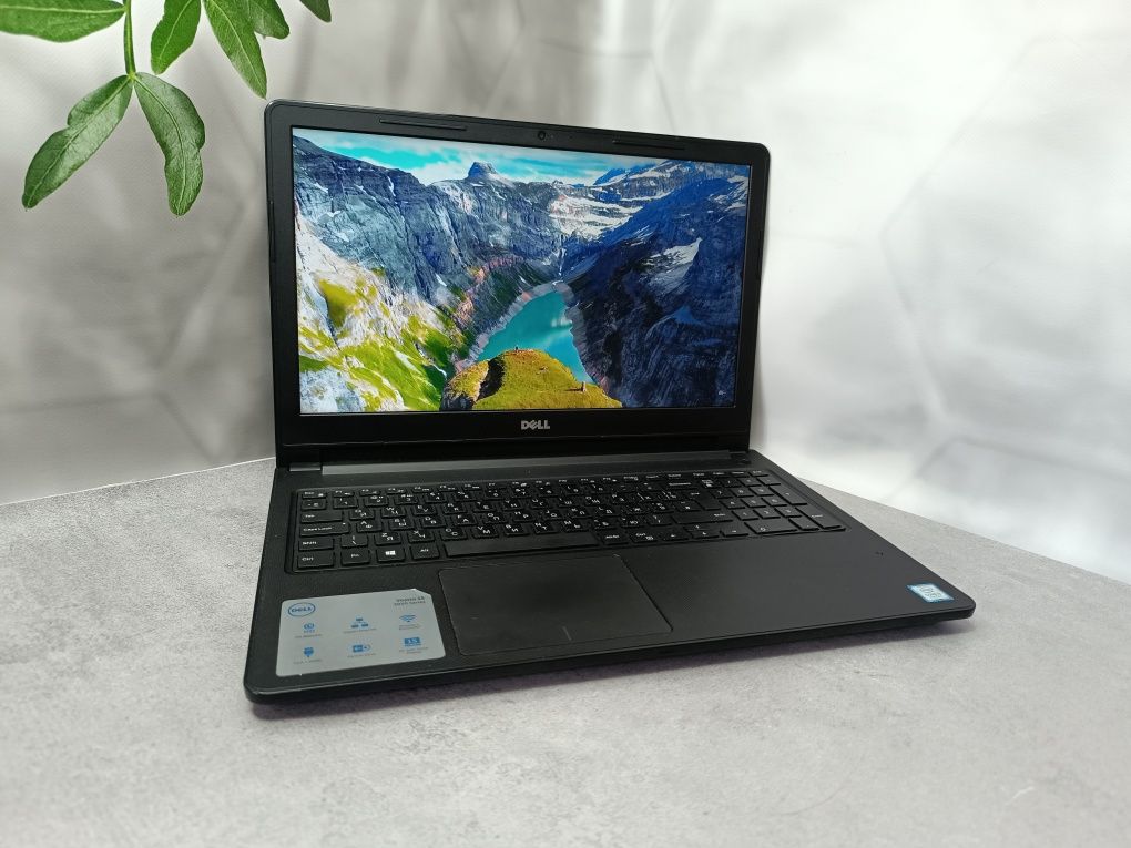 Ноутбук Dell Vostro 15-3568/i3-7100U/8GB/256/15.6 " HD/Гарантія 9 міс.