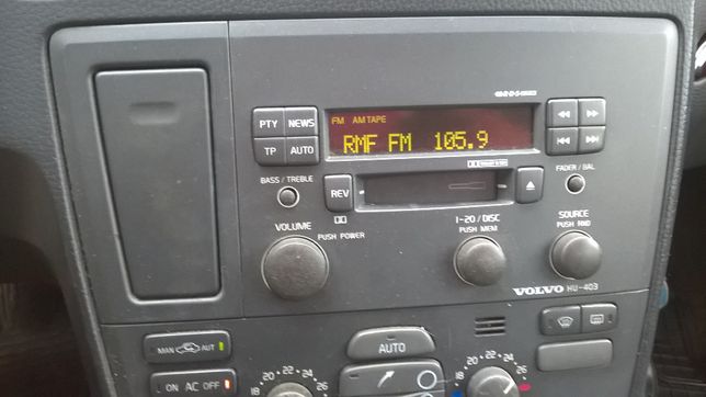 Radioodtwarzacz Radio HU403 Volvo V70 II S60 I xc70 bez kodu TESTOWANE