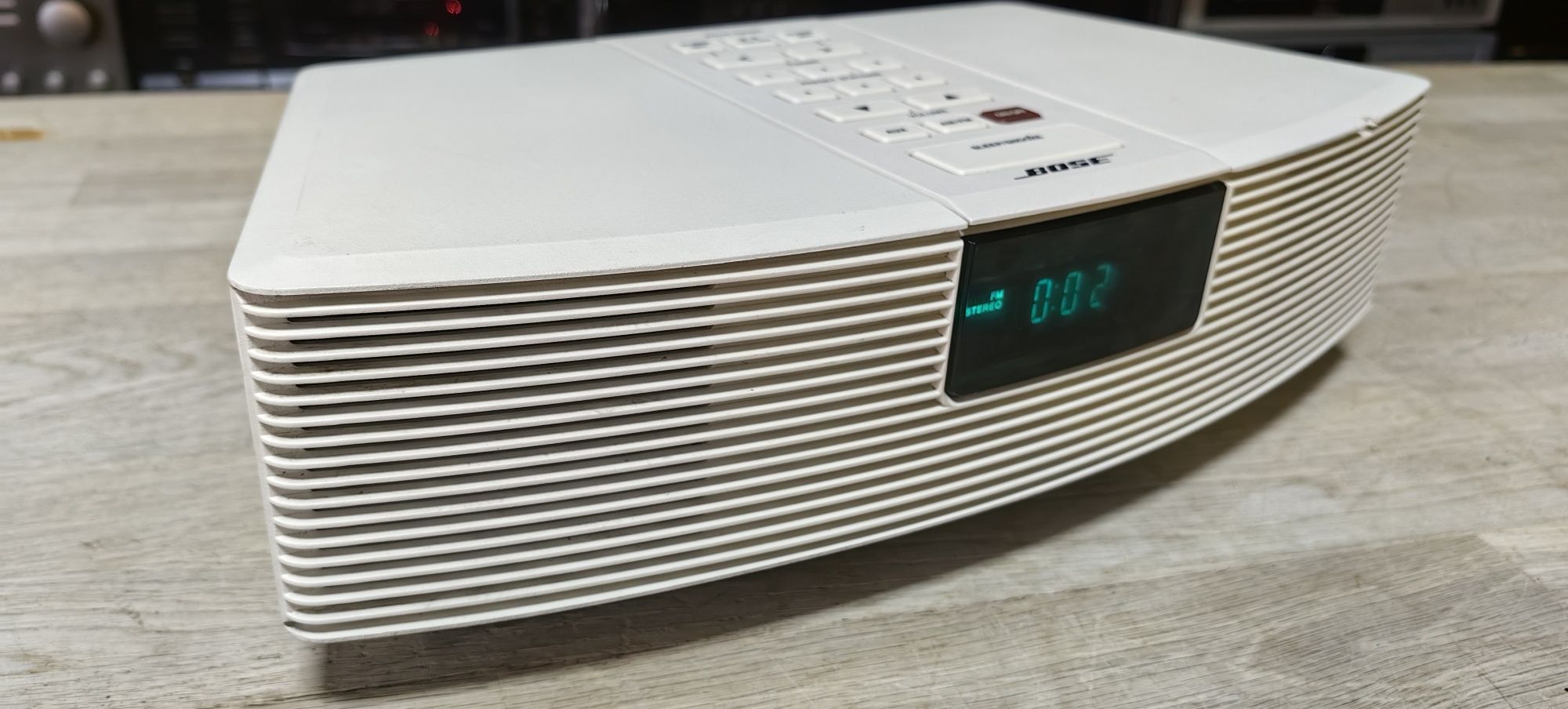 Радіоприймач Bose AWR 1-2