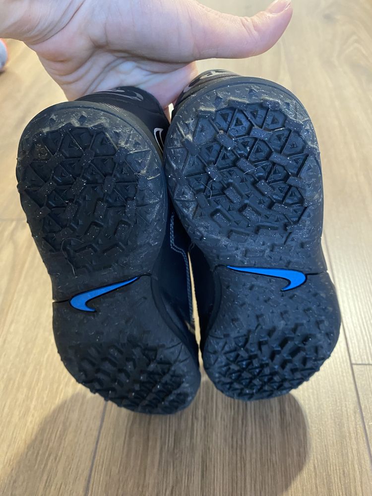 Детские кроссовки, кеды , обувь Nike 34