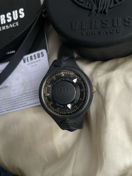 Czarny zegarek Versus Versace