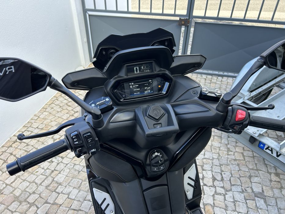 Yamaha Xmax 300 Tech Max 2024 - Garantia + 18 Meses