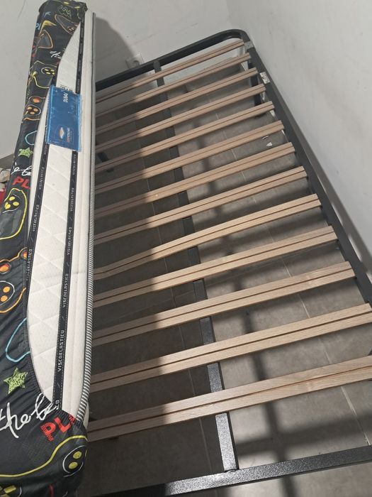 Cama Solteiro + colchão